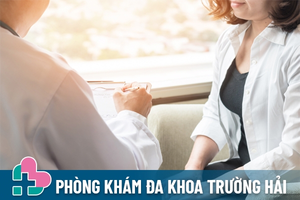 Khi bị rối loạn kinh nguyệt cần đến gặp bác sĩ chuyên khoa ngay